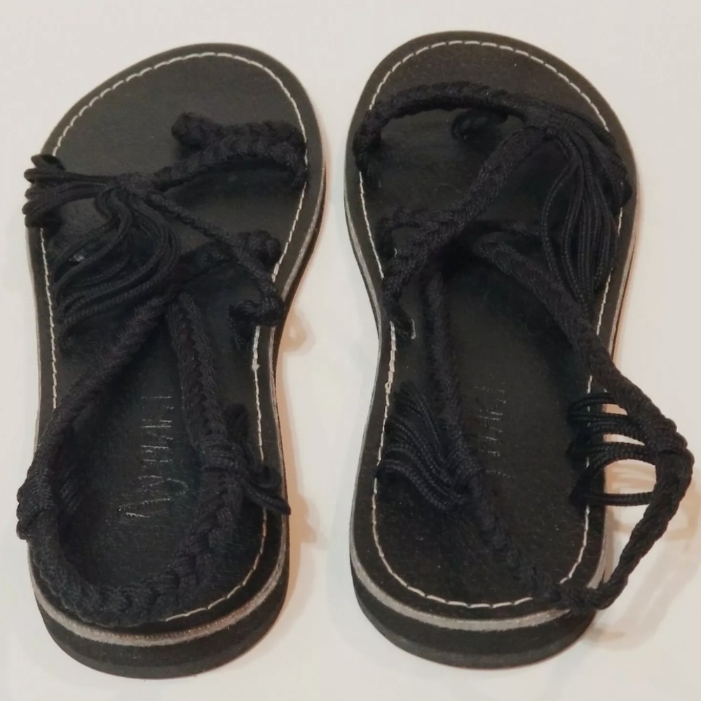 Plaka Womens Black Hand Woven Sandals Sz 9